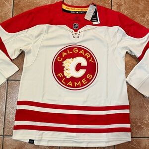 ULTRA RARE NWT Calgary Flames NHL Adidas Battle Of Alberta Jersey Men’s XL / 54
